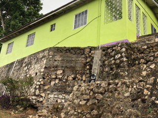House For Sale in Chapleton, Clarendon Jamaica | [6]
