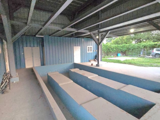 Commercial building For Sale in Willowdene, St. Catherine Jamaica | [5]