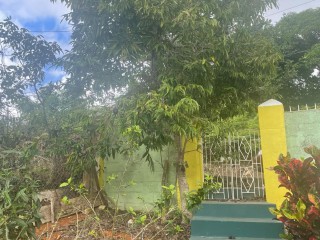 4 bed House For Sale in Aboukir, St. Ann, Jamaica