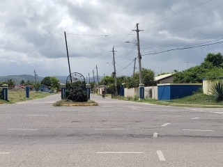 2 bed House For Sale in The Avairy, St. Catherine, Jamaica