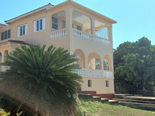 4 bed House For Sale in Greenacres, St. Catherine, Jamaica