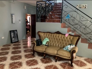 House For Sale in May Pen, Clarendon Jamaica | [9]