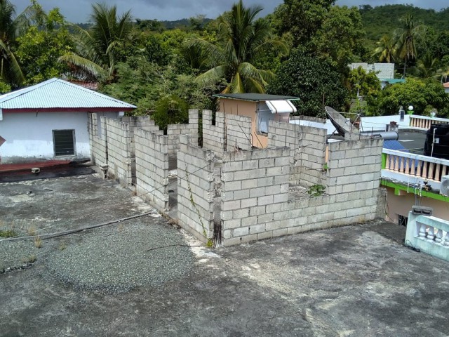 House For Sale in 83 Paul Bogle Dr Red Hills Pen, St. Thomas Jamaica | [7]