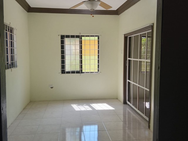 Flat For Rent in Vineyard Town, Kingston / St. Andrew Jamaica | [1]
