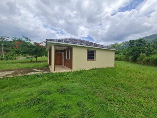 House For Rent in Ewarton, St. Catherine Jamaica | [11]