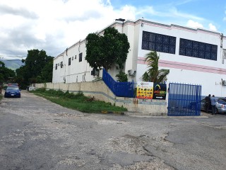 Commercial building For Sale in Molynes Road, Kingston / St. Andrew, Jamaica