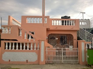 1 bed Apartment For Rent in Portsmouth, St. Catherine, Jamaica