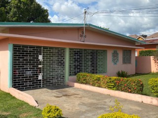 House For Rent in Molynes, Kingston / St. Andrew Jamaica | [6]