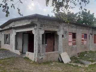 Residential lot For Sale in Willowdene Spanish Town, St. Catherine, Jamaica