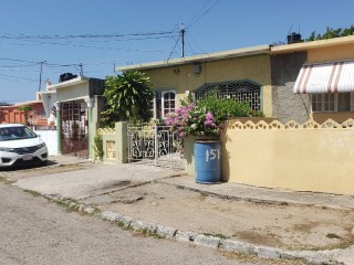 House For Sale in Cumberland Portmore, St. Catherine Jamaica | [1]
