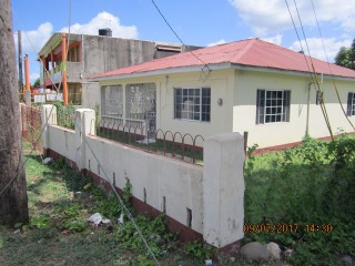 House For Sale in Toll Gate, Clarendon Jamaica | [2]
