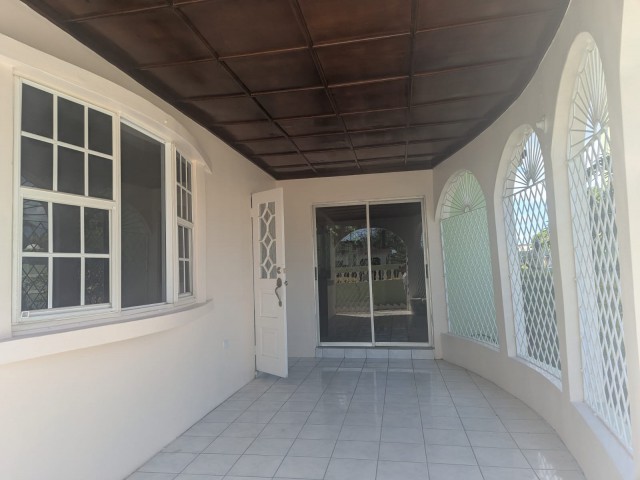 Apartment For Rent in Spanish Town, St. Catherine Jamaica | [2]