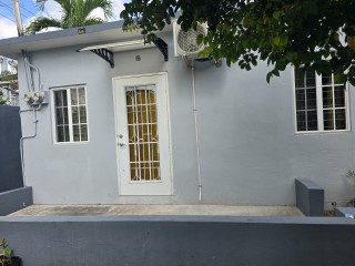 1 bed Apartment For Rent - Mona, Kingston / St. Andrew, Jamaica