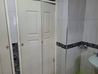 2 bed House For Sale - Kensington, St. Catherine, Jamaica