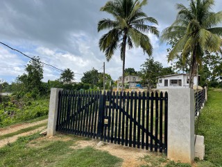 3 bed House For Sale – Bog Walk, St. Catherine, Jamaica