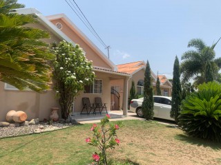 3 bed House For Sale in Greater Portmore, St. Catherine, Jamaica