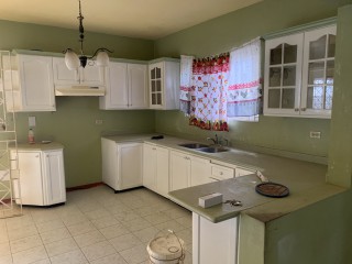 3 bed House For Sale in Villa Palm Estate Spanish Town, St. Catherine, Jamaica