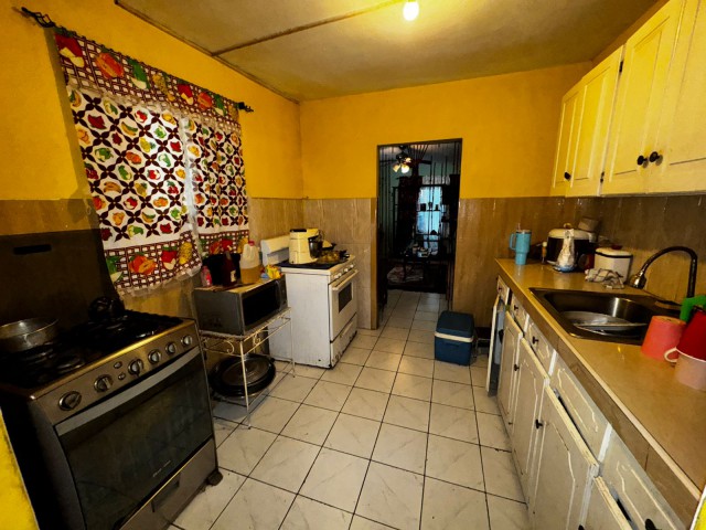House For Sale in Ensom City, St. Catherine Jamaica | [9]