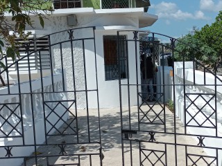 2 bed House For Rent - 7 East Greater Portmore, St. Catherine, Jamaica