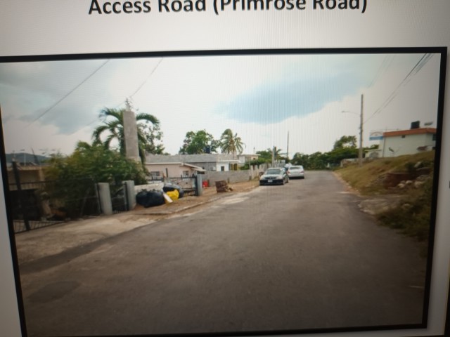 4 bed House For Sale - Rosemount Gardens, St. James, Jamaica