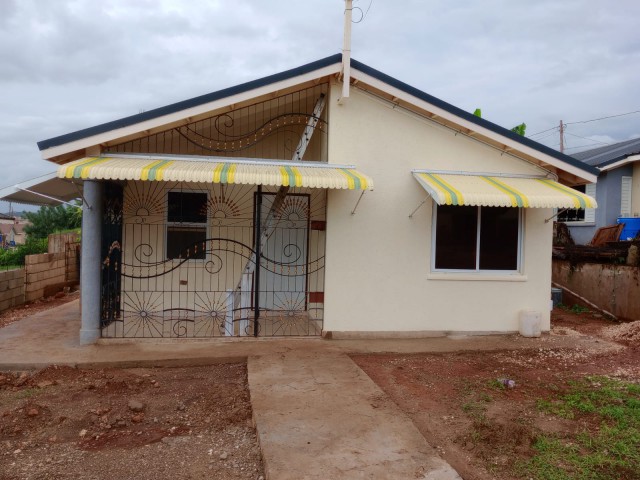 2 bed House For Rent - Silver Sun, St. Catherine, Jamaica