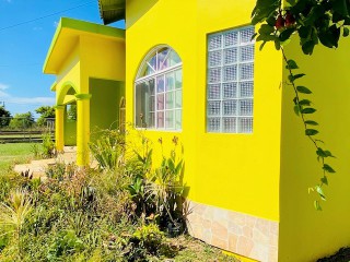 3 bed House For Sale in Mountainside, St. Elizabeth, Jamaica