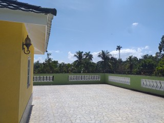 House For Sale in Waterloo, St. Catherine Jamaica | [4]