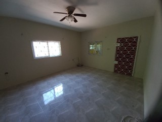 House For Sale in Ensom City, St. Catherine Jamaica | [3]