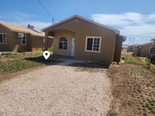 House For Rent in PHOENIX PARK VILLAGE 2 PHASE 1, St. Catherine Jamaica | [1]
