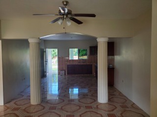 Apartment For Rent in Greenwood, St. James Jamaica | [13]
