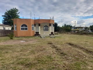 House For Sale in Golden Acres, St. Catherine Jamaica | [11]