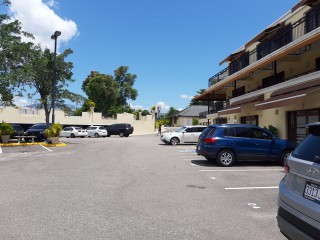 Commercial building For Rent in Upper Waterloo Road, Kingston / St. Andrew Jamaica | [4]