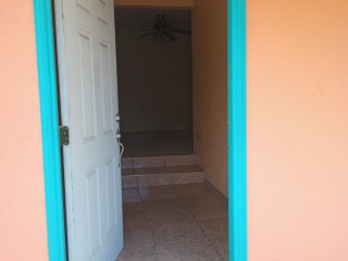 2 bed House For Rent - East kings house, Kingston / St. Andrew, Jamaica
