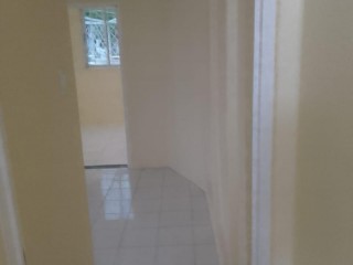 2 bed House For Rent - Duhaney Park Small Section, Kingston / St. Andrew, Jamaica