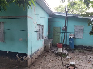 House For Sale in Willowdene, St. Catherine Jamaica | [4]