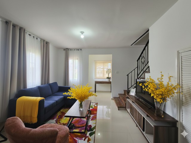 Townhouse For Sale in Mewton Cove, St. Catherine Jamaica | [2]