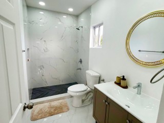 Flat For Rent in Gated, Kingston / St. Andrew Jamaica | [9]
