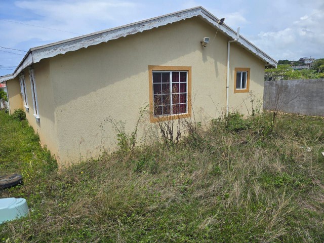 House For Sale in Coral Spring, Trelawny Jamaica | [2]