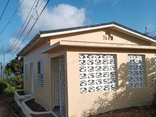 House For Sale in Guys Hill, St. Catherine, Jamaica