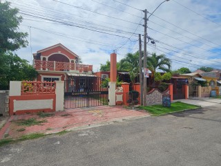 4 bed House For Sale - Greator Portmore, St. Catherine, Jamaica