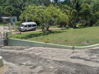 4 bed House For Sale in Santa Cruz, St. Elizabeth, Jamaica