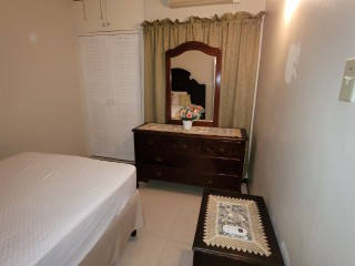 Flat For Rent in Mona, Kingston / St. Andrew Jamaica | [1]