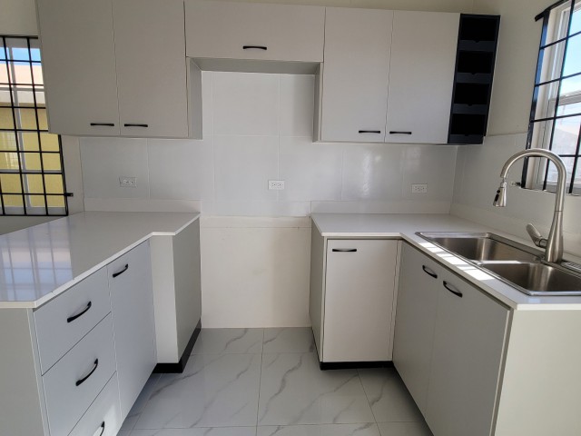 House For Sale in Phoenix Park Phase 2, St. Catherine Jamaica | [6]