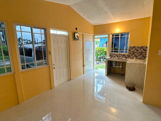 House For Rent in Esher Haughton Court, Hanover Jamaica | [4]