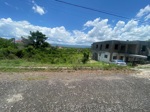 Residential lot For Sale - Santa Cruz, St. Elizabeth, Jamaica