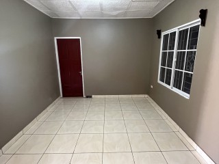 Flat For Rent in Mandeville, Manchester Jamaica | [4]
