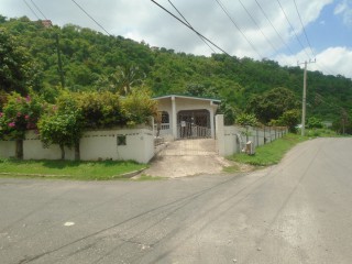 House For Sale in Havendale, Kingston / St. Andrew Jamaica | [1]