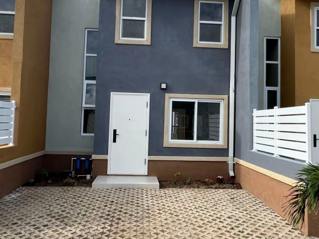 Townhouse For Rent in Chester Creek, St. Catherine Jamaica | [13]