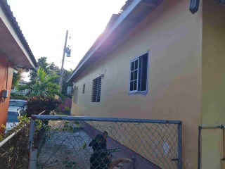 3 bed House For Sale in Ocho Rios, St. Ann, Jamaica