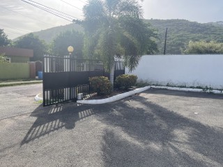 2 bed Apartment For Rent in MEADOW BROOK ESTATE, Kingston / St. Andrew, Jamaica